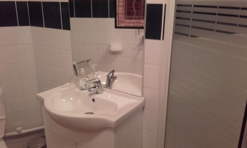 L'Escale Thoduroise Apartment Thodure Ngoại thất bức ảnh
